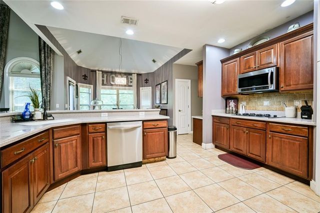 12426 Edgewater Drive, Hampton, GA 30228