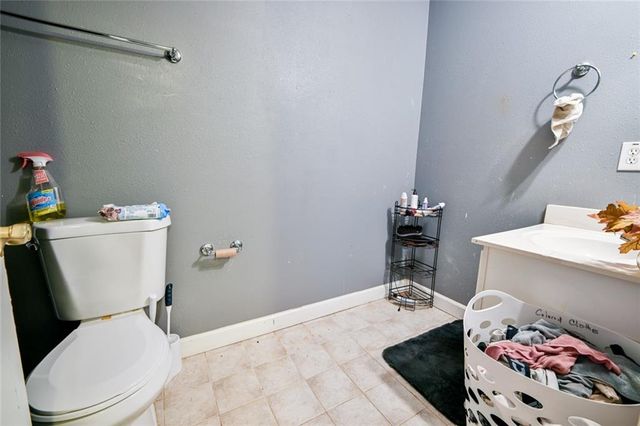 12426 Edgewater Drive, Hampton, GA 30228