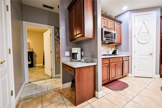 12426 Edgewater Drive, Hampton, GA 30228