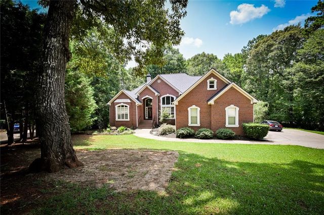 12426 Edgewater Drive, Hampton, GA 30228