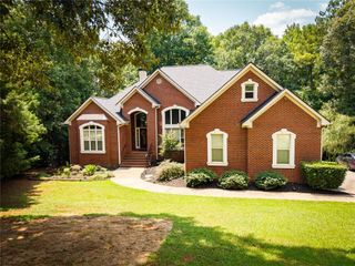 12426 Edgewater Drive, Hampton, GA 30228