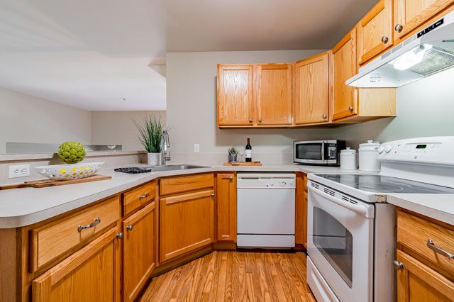 50147 Harding Street, Canton Twp, MI 48188