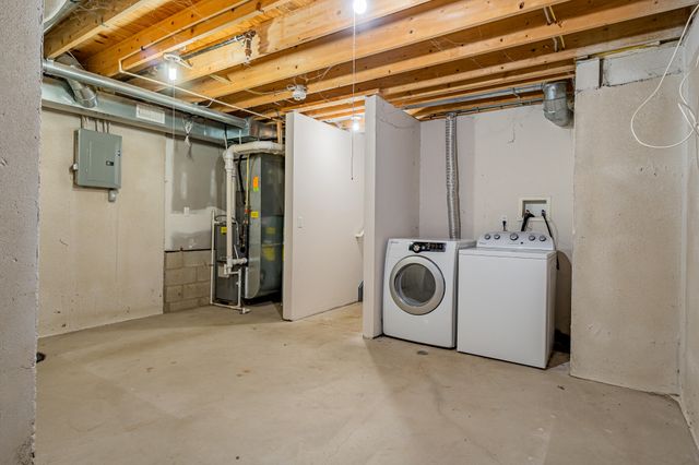 50147 Harding Street, Canton Twp, MI 48188