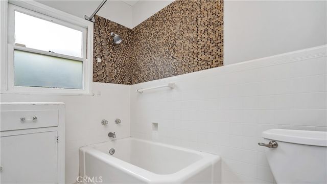 2118 Greenleaf Street, Santa Ana, CA 92706