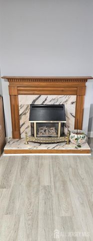 214 Gambocz Court, South Brunswick, NJ 08852