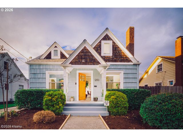 1253 N Baldwin St, Portland, OR 97217