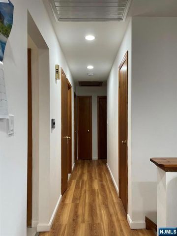 154 Cork Hill, Franklin, NJ 07416