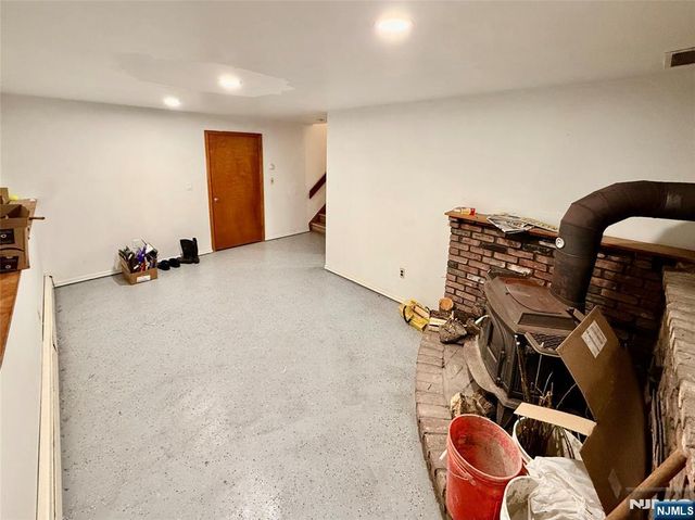 154 Cork Hill, Franklin, NJ 07416
