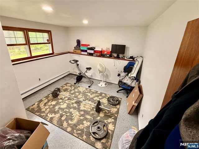 154 Cork Hill, Franklin, NJ 07416