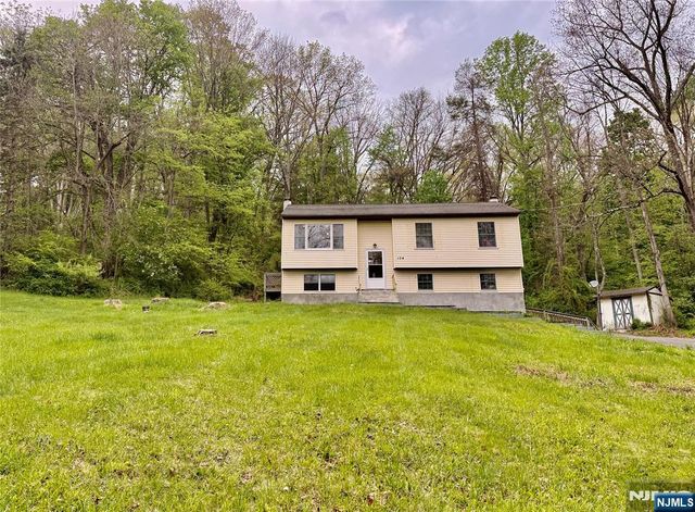 154 Cork Hill, Franklin, NJ 07416