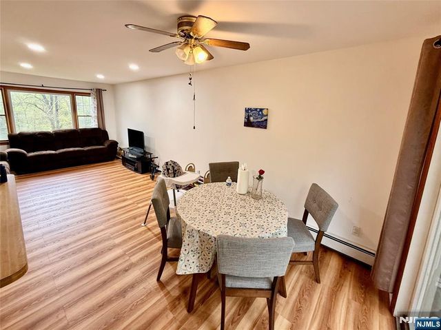 154 Cork Hill, Franklin, NJ 07416