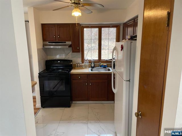 154 Cork Hill, Franklin, NJ 07416