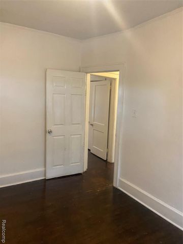 10053 Quincy Street, Detroit, MI 48204