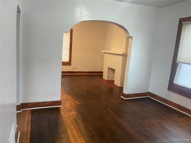 10053 Quincy Street, Detroit, MI 48204