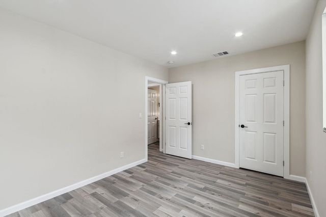 842 E 17th St, Oakland, CA 94606