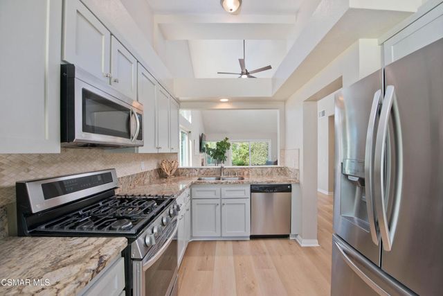 65 Iron Ridge Lane, Simi Valley, CA 93065