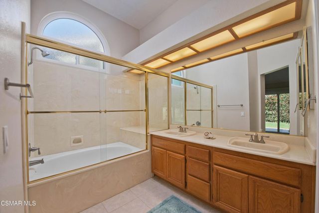 65 Iron Ridge Lane, Simi Valley, CA 93065