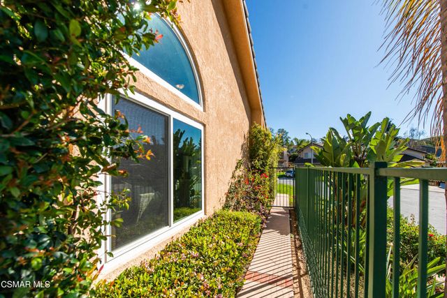 65 Iron Ridge Lane, Simi Valley, CA 93065