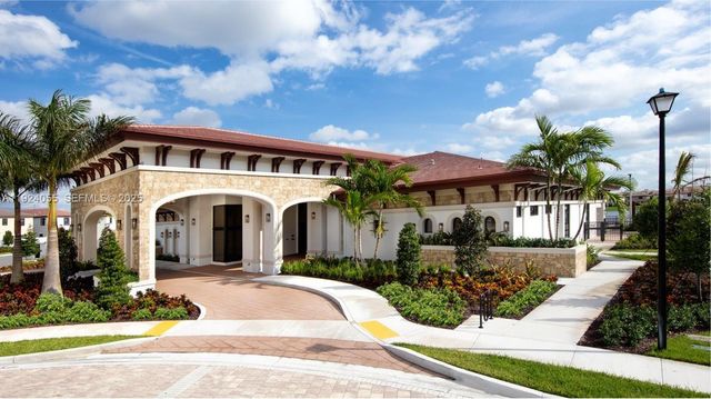 3355 W 106th Ter, Hialeah, FL 33018