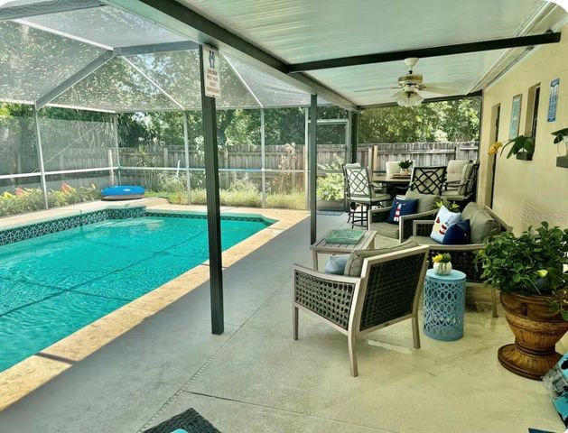 7316 WILLOW PARK DRIVE, Tampa, FL 33637