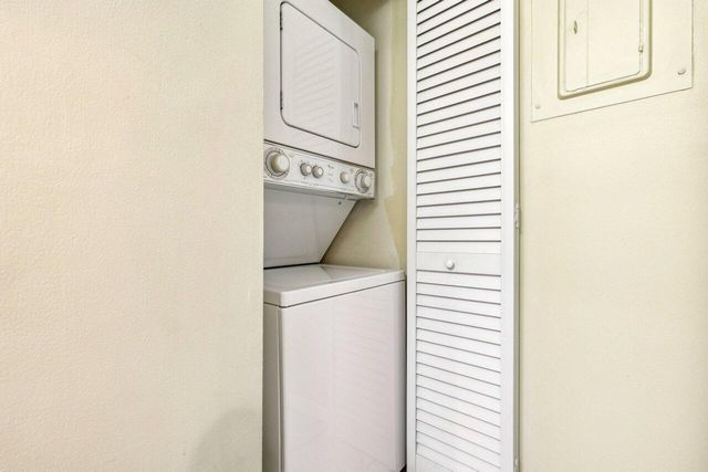 618 Sea Pine Way A2, Greenacres, FL 33415