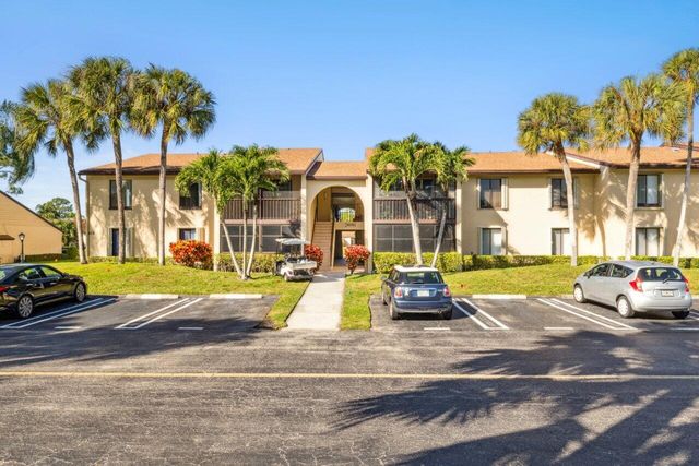 618 Sea Pine Way A2, Greenacres, FL 33415