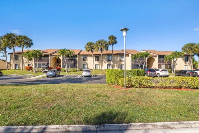 618 Sea Pine Way A2, Greenacres, FL 33415