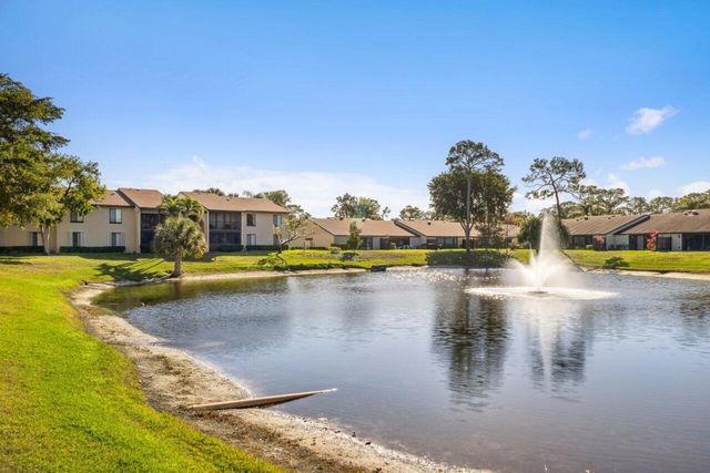 618 Sea Pine Way A2, Greenacres, FL 33415