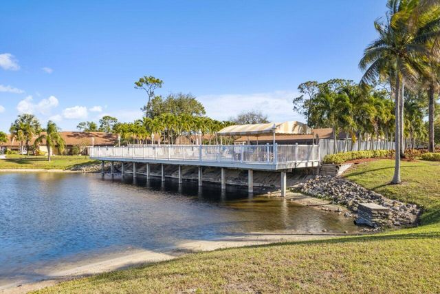 618 Sea Pine Way A2, Greenacres, FL 33415