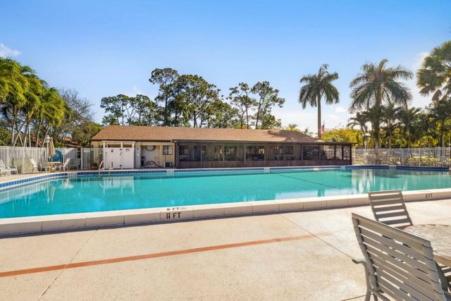 618 Sea Pine Way A2, Greenacres, FL 33415