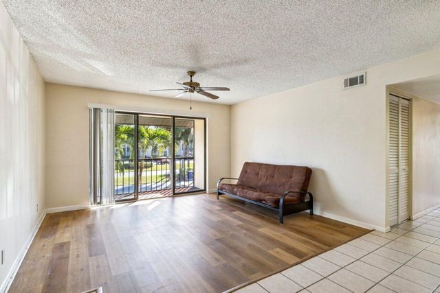 618 Sea Pine Way A2, Greenacres, FL 33415