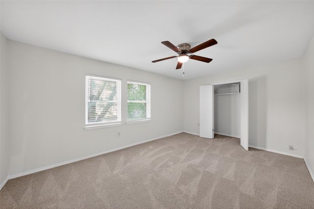 928 E Bear Creek Road, Glenn Heights, TX 75154