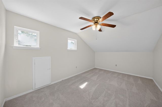 928 E Bear Creek Road, Glenn Heights, TX 75154