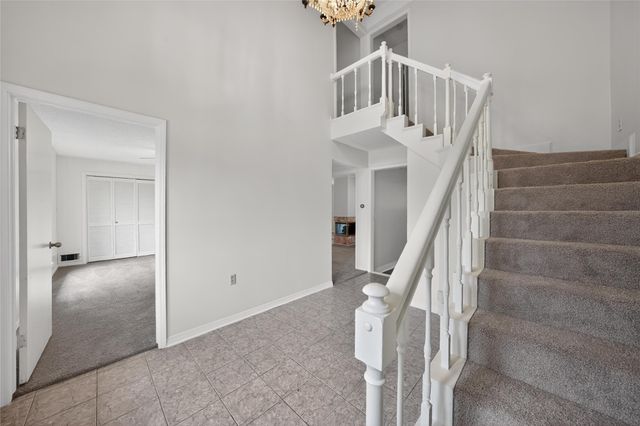 928 E Bear Creek Road, Glenn Heights, TX 75154