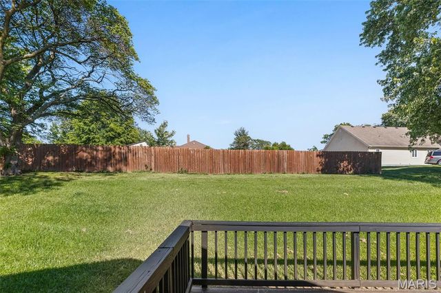 204 Coral Drive, Collinsville, IL 62234