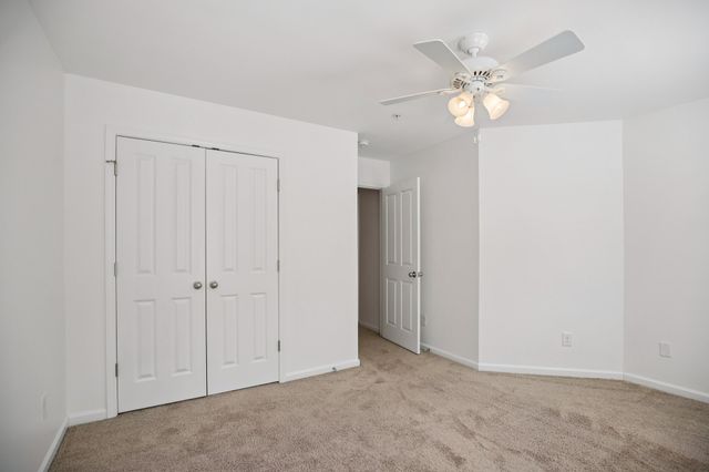 6011 DuPont Cv, Spring Hill, TN 37174