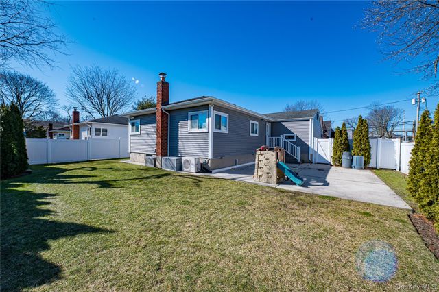 2002 City Avenue, Merrick, NY 11566