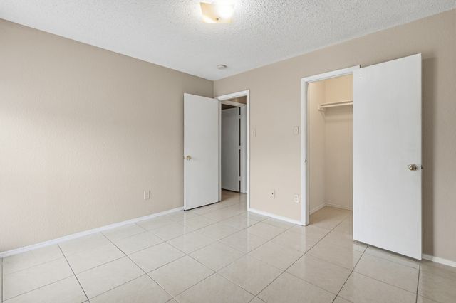 6720 Elk Trail, Arlington, TX 76002