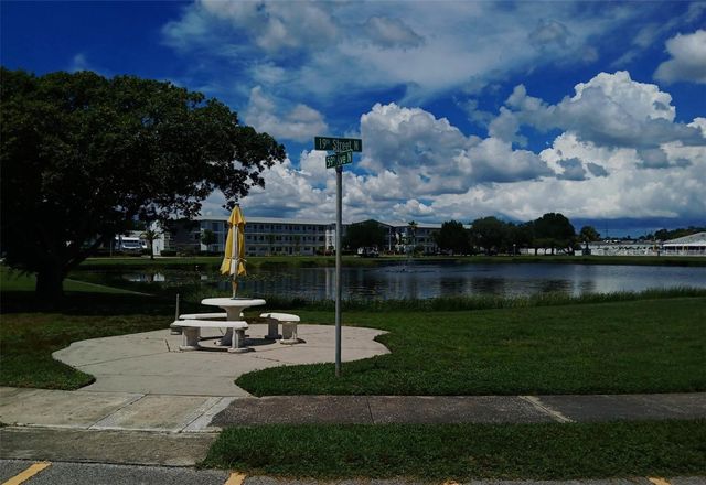1900 59TH AVENUE N 312, St Petersburg, FL 33714