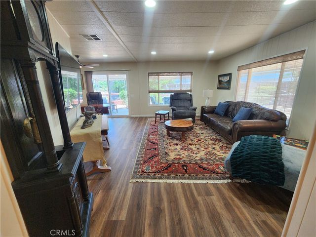 1800 South Main St. 23, Lakeport, CA 95453