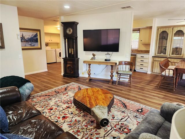 1800 South Main St. 23, Lakeport, CA 95453