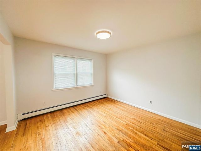 217 Rockland Avenue, Norwood, NJ 07648