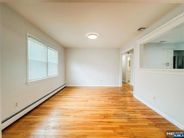 217 Rockland Avenue, Norwood, NJ 07648