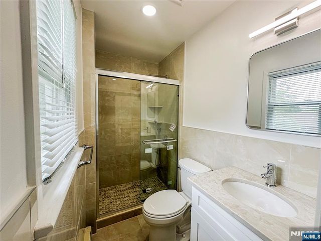 217 Rockland Avenue, Norwood, NJ 07648