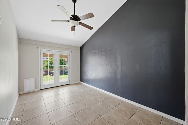 1651 E APOLLO Road, Phoenix, AZ 85042