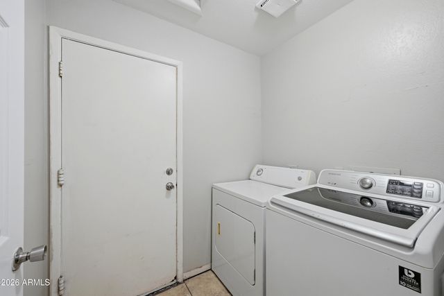 1651 E APOLLO Road, Phoenix, AZ 85042