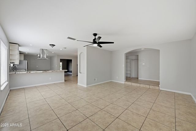 1651 E APOLLO Road, Phoenix, AZ 85042