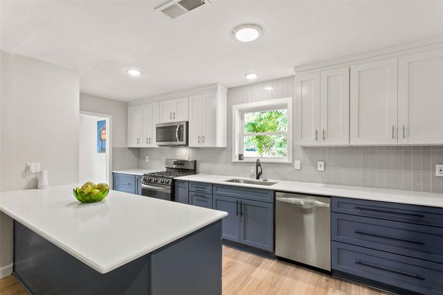 1308 Cardinal Hill CIR, Austin, TX 78758