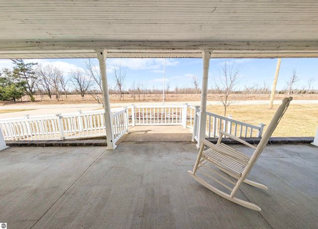 2372 N Merritt Road, Merritt, MI 49667