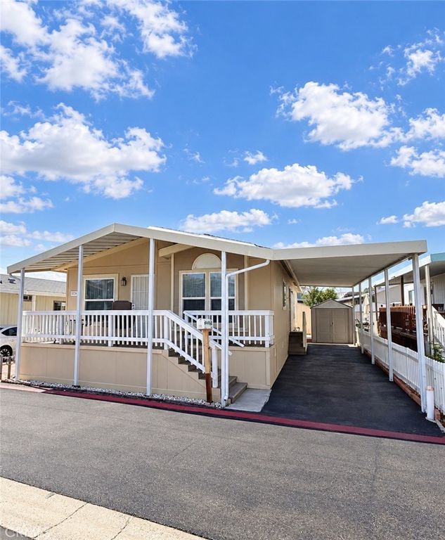 18323 Soledad Canyon Road 17, Canyon Country, CA 91387 — photo 2